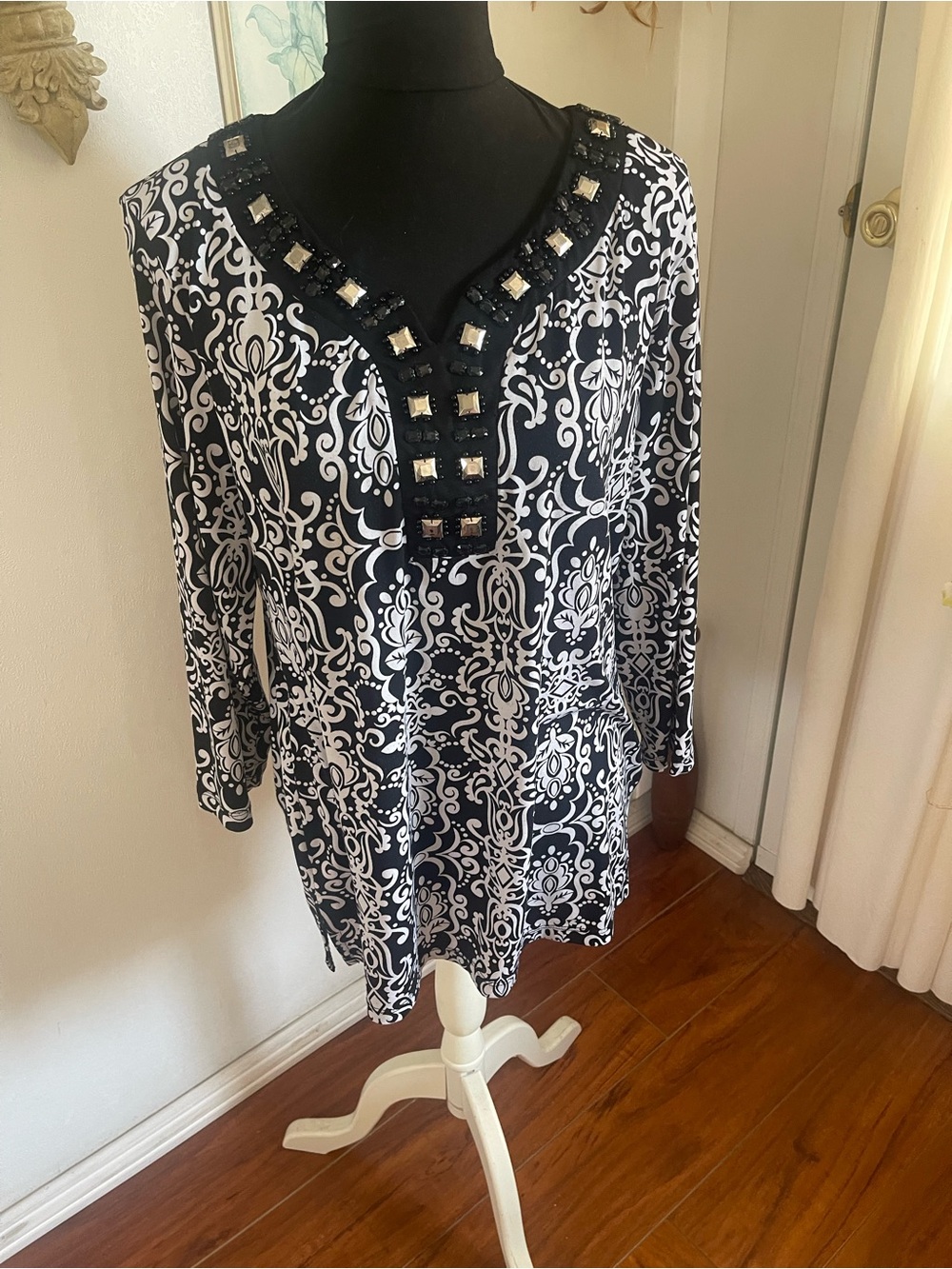 JM Collection Black and White Embellished V-Neck Tunic